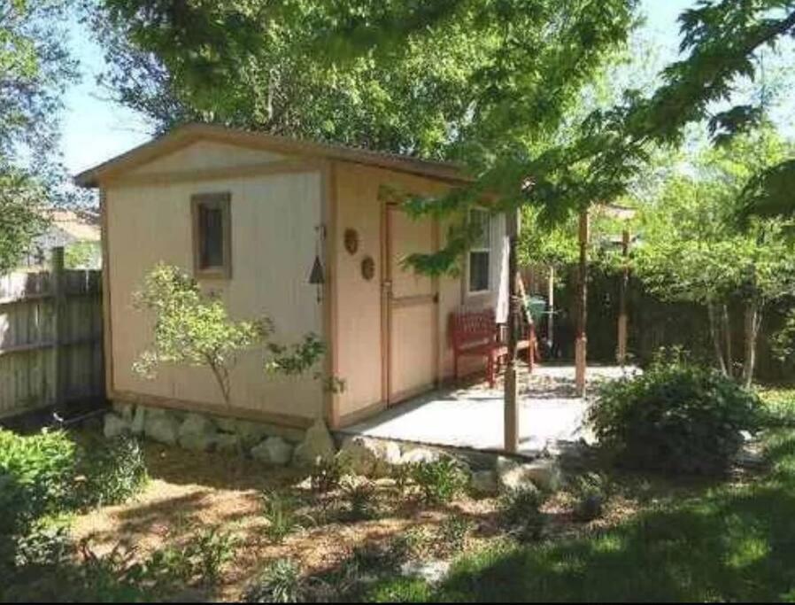 Wow! Spacious Retreat & Amazing Yard 2400+4Bd/3Bth Wichita Luaran gambar